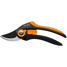 מזמרה מקצועית P68 SMARTFITTM FISKARS