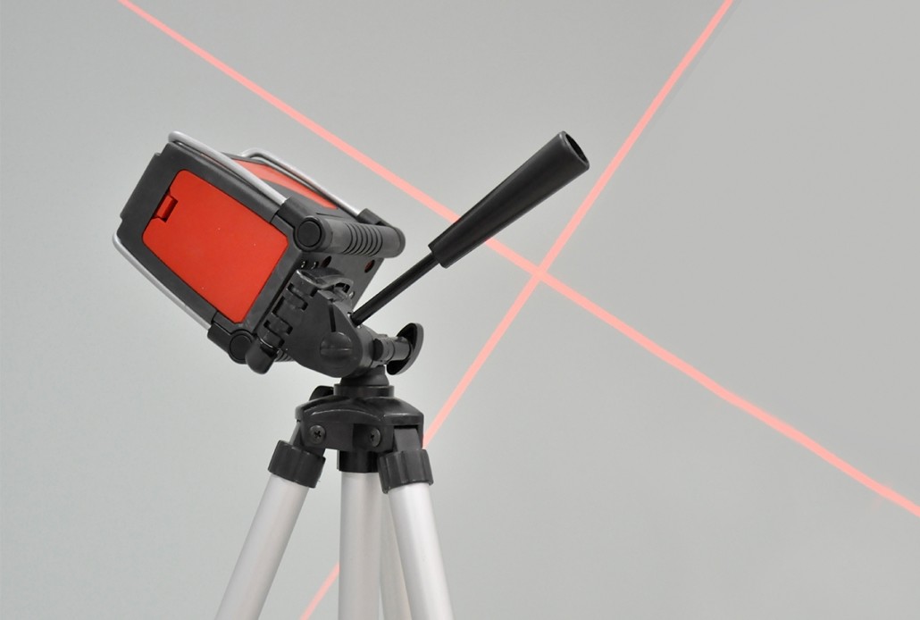 פלס לייזר + חצובה KAPRO S872