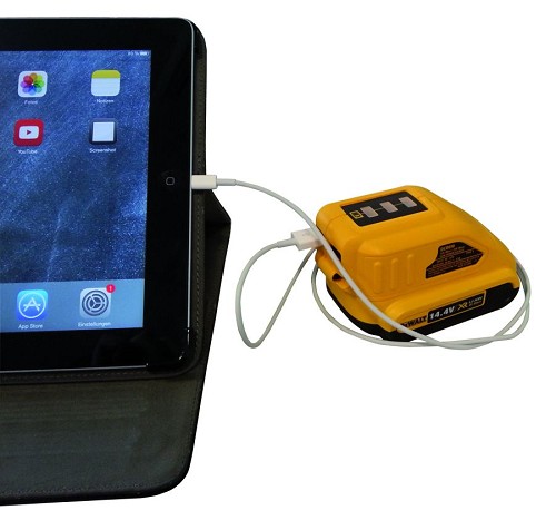 מתאם USB לסוללות לתיום 10.8V/18V DCB090 DEWALT