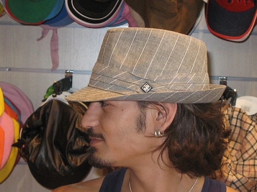 כובע מגבעת מאפייה  איכותי